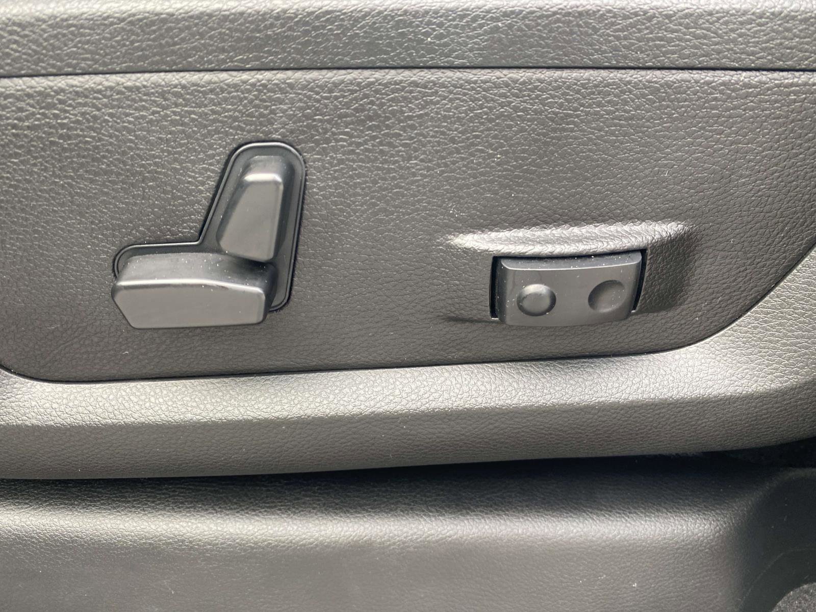 Certified 2024 RAM 2500 Big Horn w/ Bed Utility Group image 25