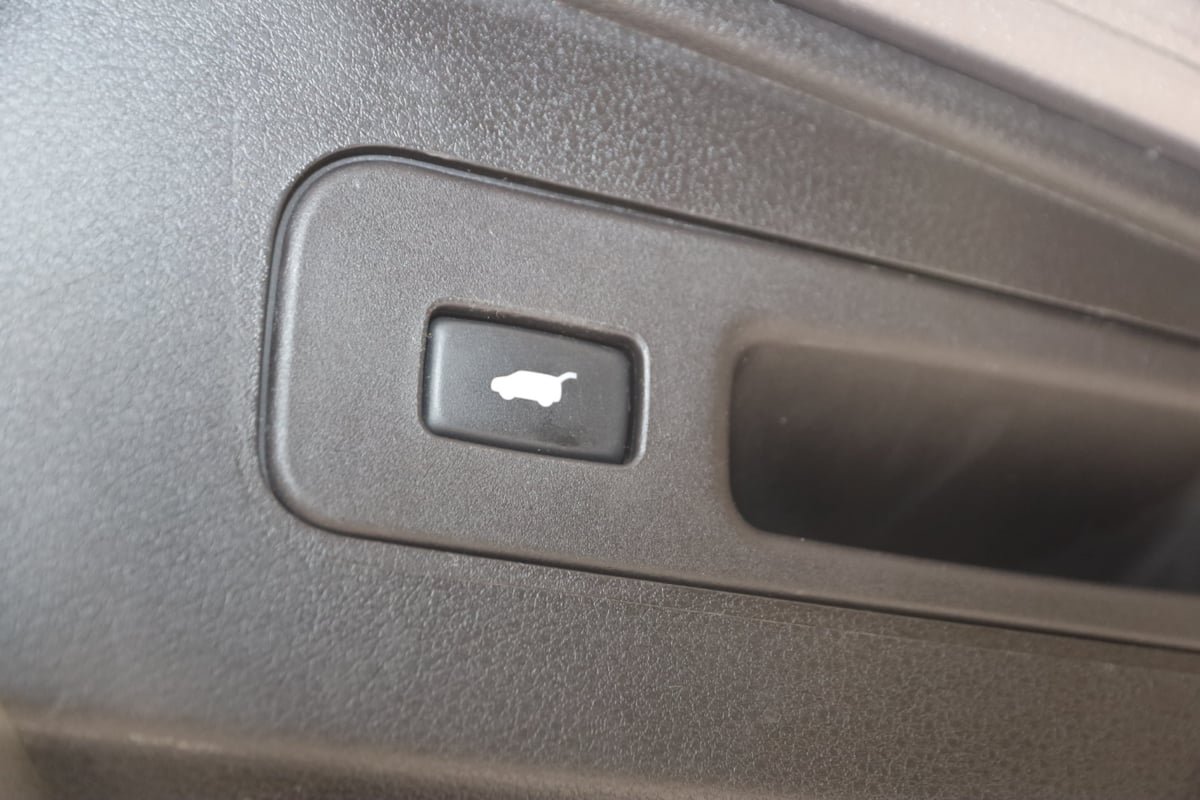 Used 2020 Acura MDX SH-AWD image 41