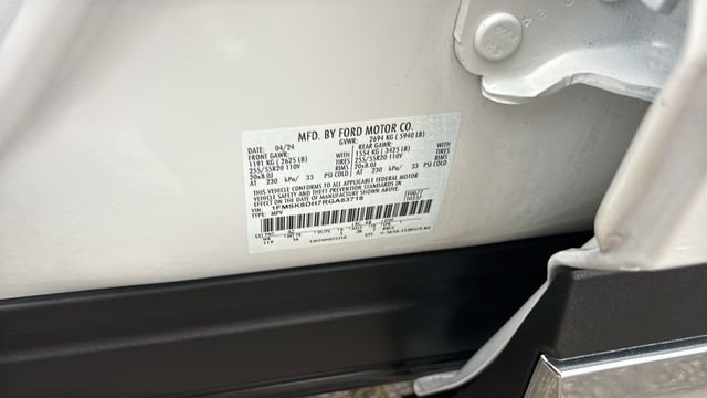 Used 2024 Ford Explorer XLT w/ Equipment Group 202A AWD/4WD image 34