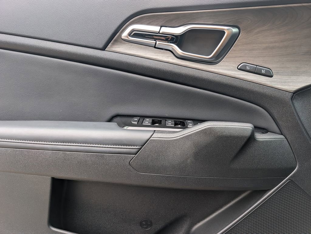Certified 2025 Kia Sportage X-Line Prestige image 19