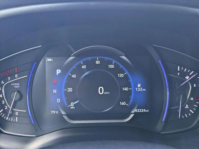 Used 2019 Hyundai Santa Fe AWD image 11