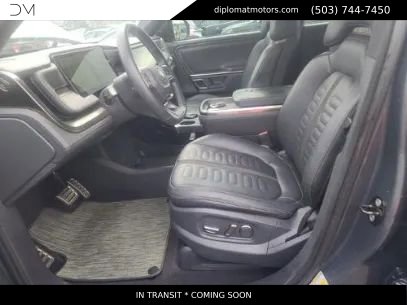 Used 2022 Rivian R1T Adventure image 8