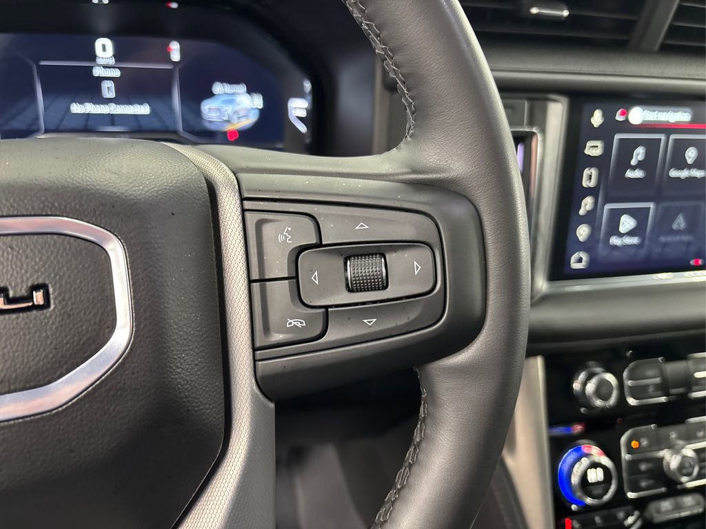 Used 2024 GMC Yukon XL Denali image 30