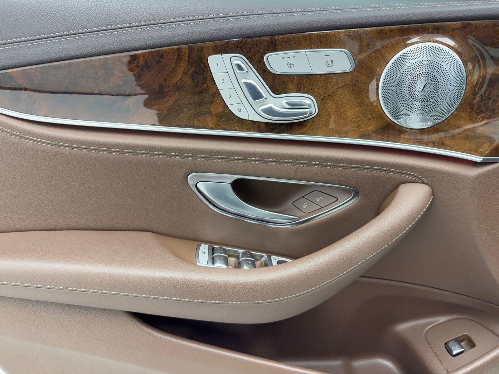 Used 2017 Mercedes-Benz E 300 image 37