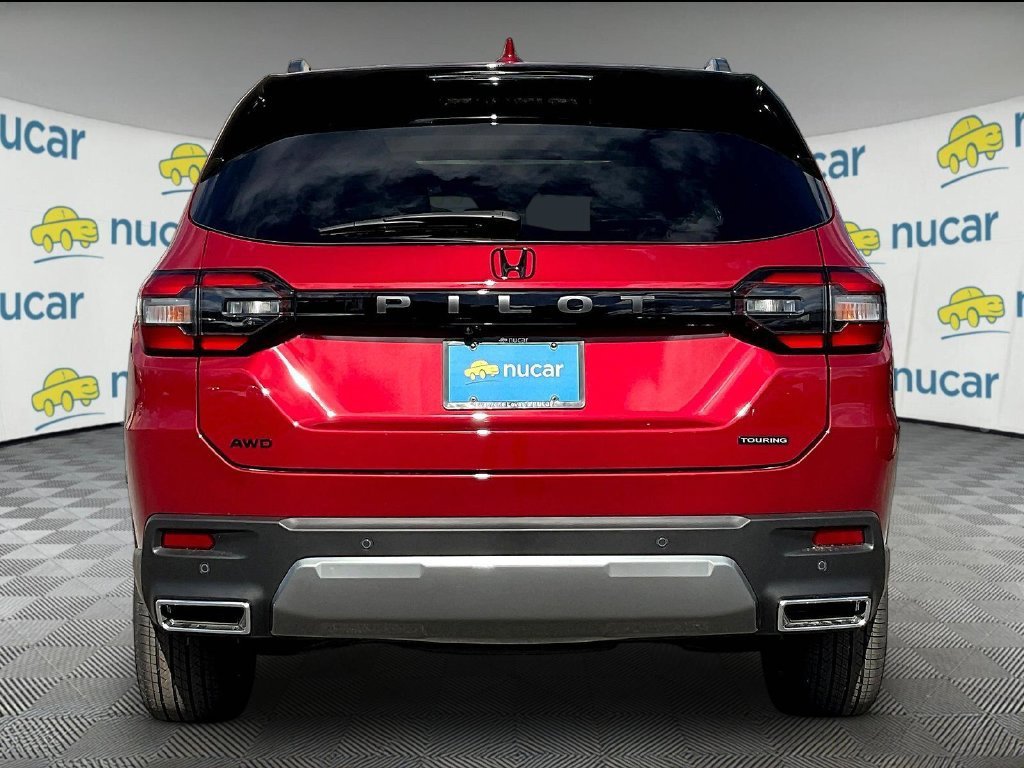 New 2026 Honda Pilot Touring image 5