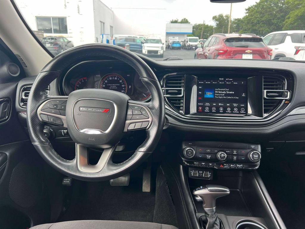 Used 2022 Dodge Durango SXT AWD/4WD image 11