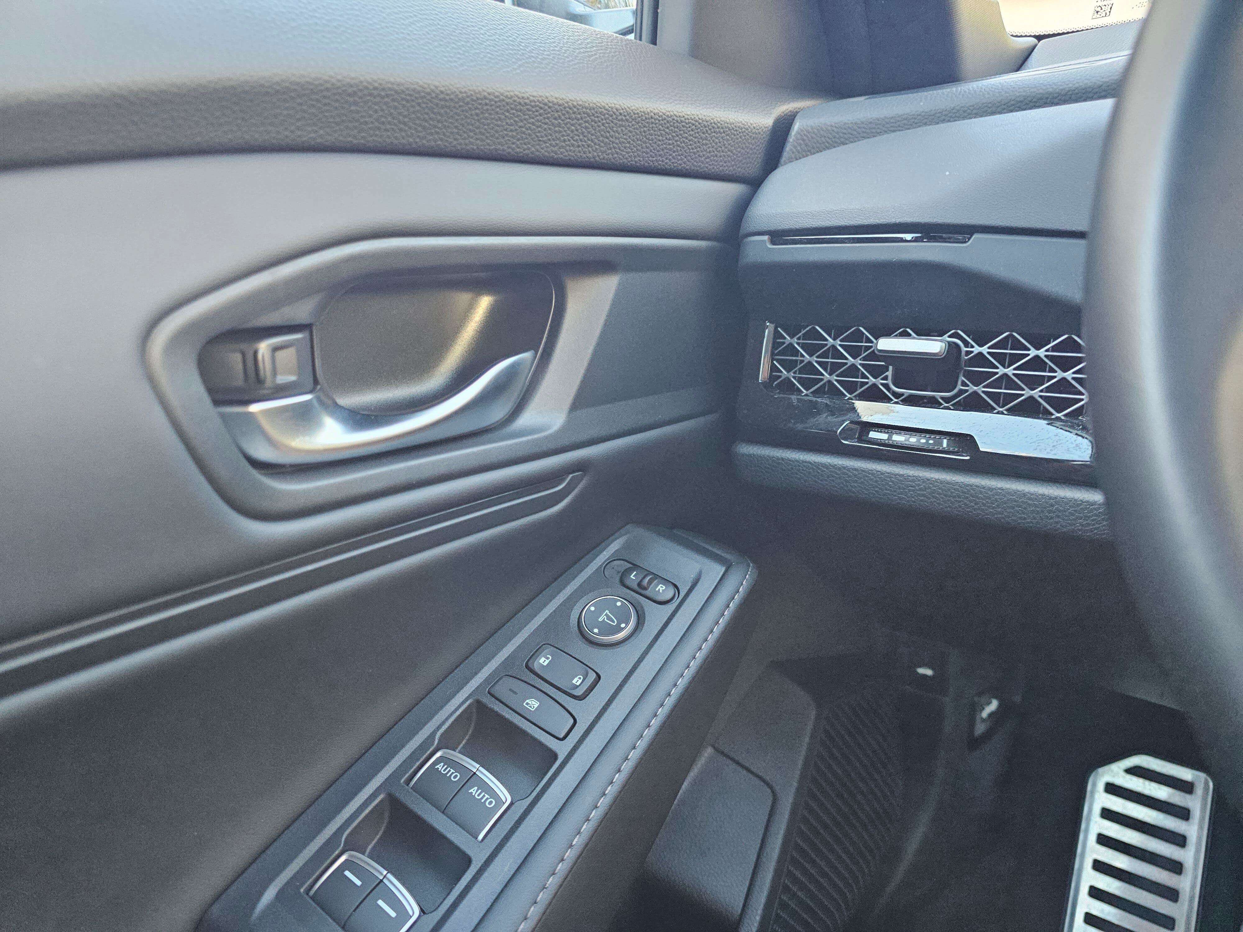 Used 2023 Honda Accord Sport image 30