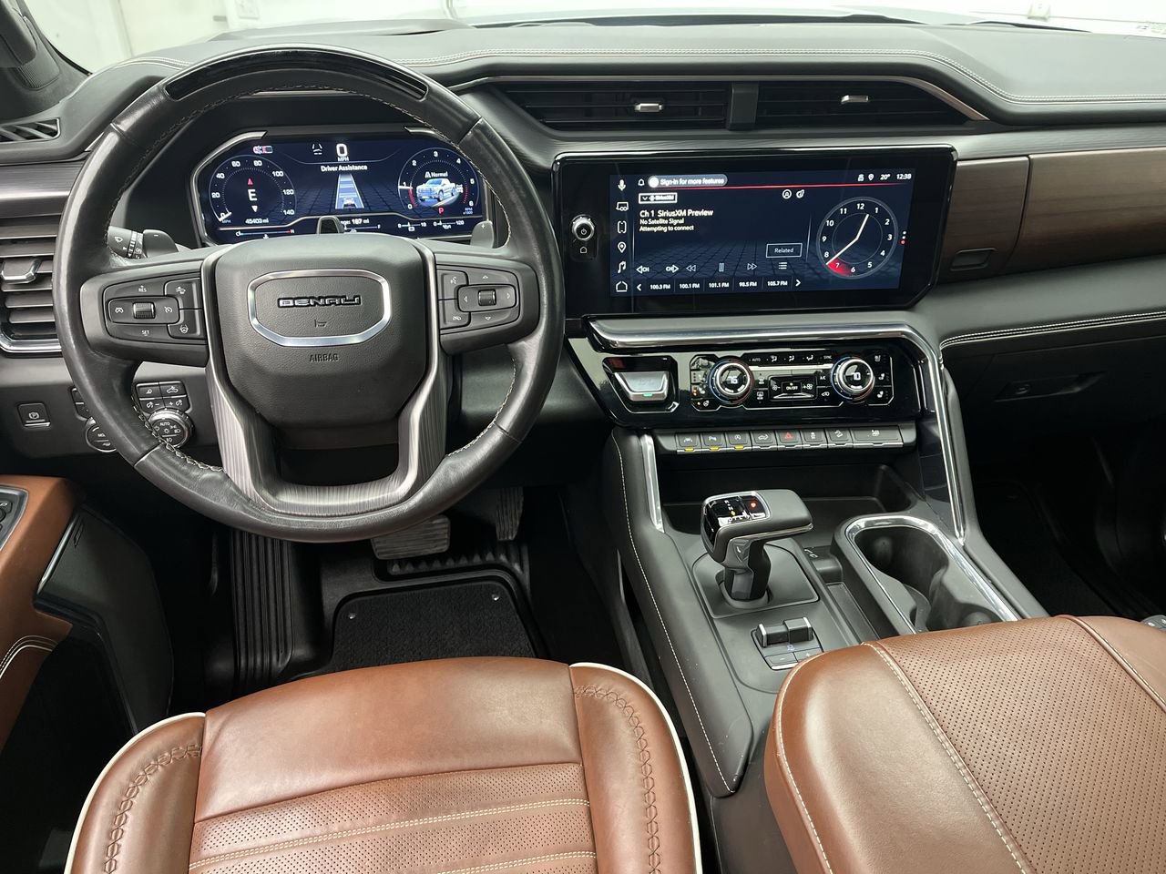 Certified 2024 GMC Sierra 1500 Denali Ultimate AWD/4WD image 15