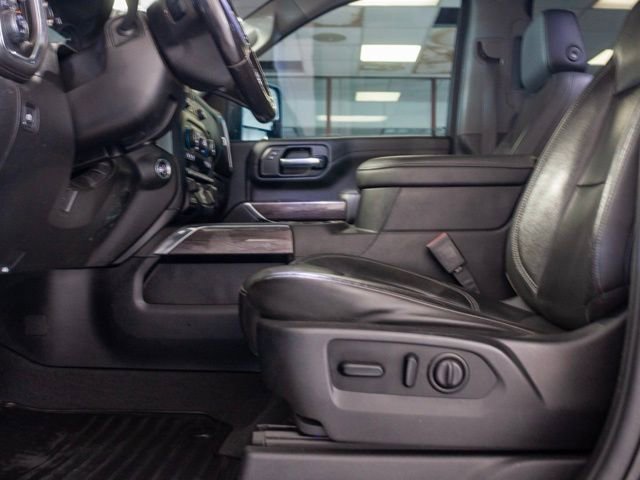 Used 2020 Chevrolet Silverado 2500 LTZ w/ LTZ Plus Package image 9