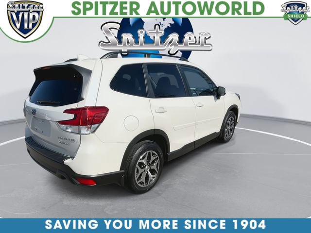 Used 2021 Subaru Forester Premium AWD/4WD image 9