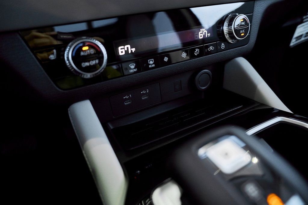New 2026 Mitsubishi Outlander SE FWD image 48