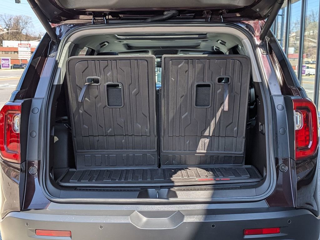 Used 2020 GMC Acadia SLT w/ Premium Package image 9