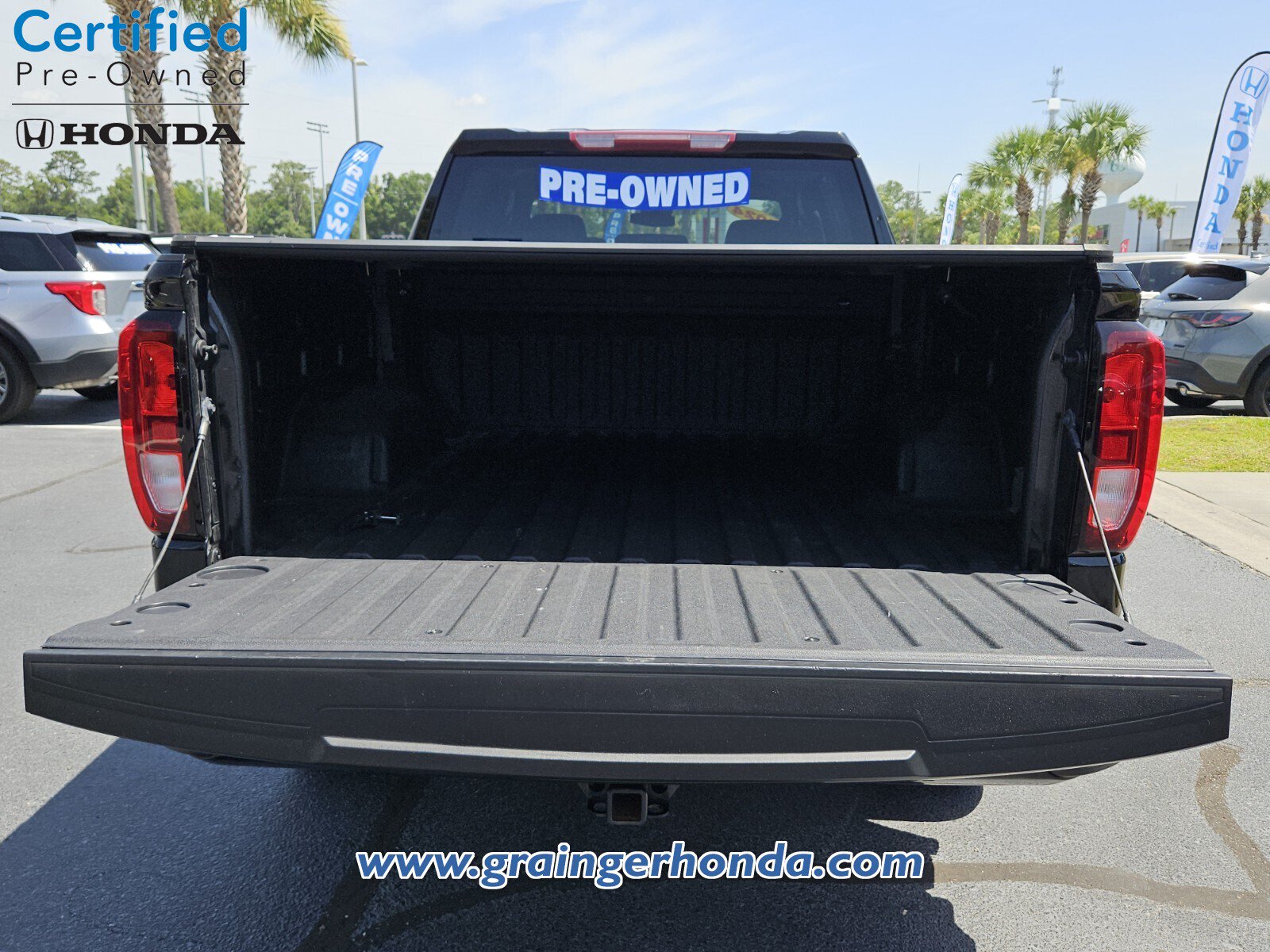 Used 2024 GMC Sierra 1500 Elevation AWD/4WD image 13