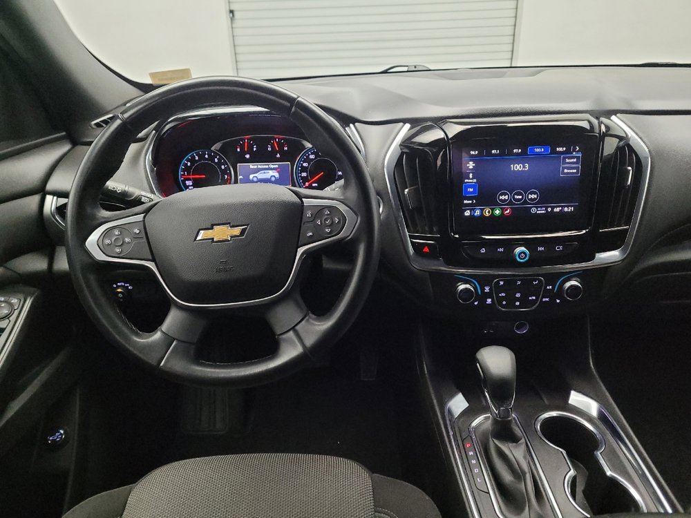 Used 2023 Chevrolet Traverse LT image 22