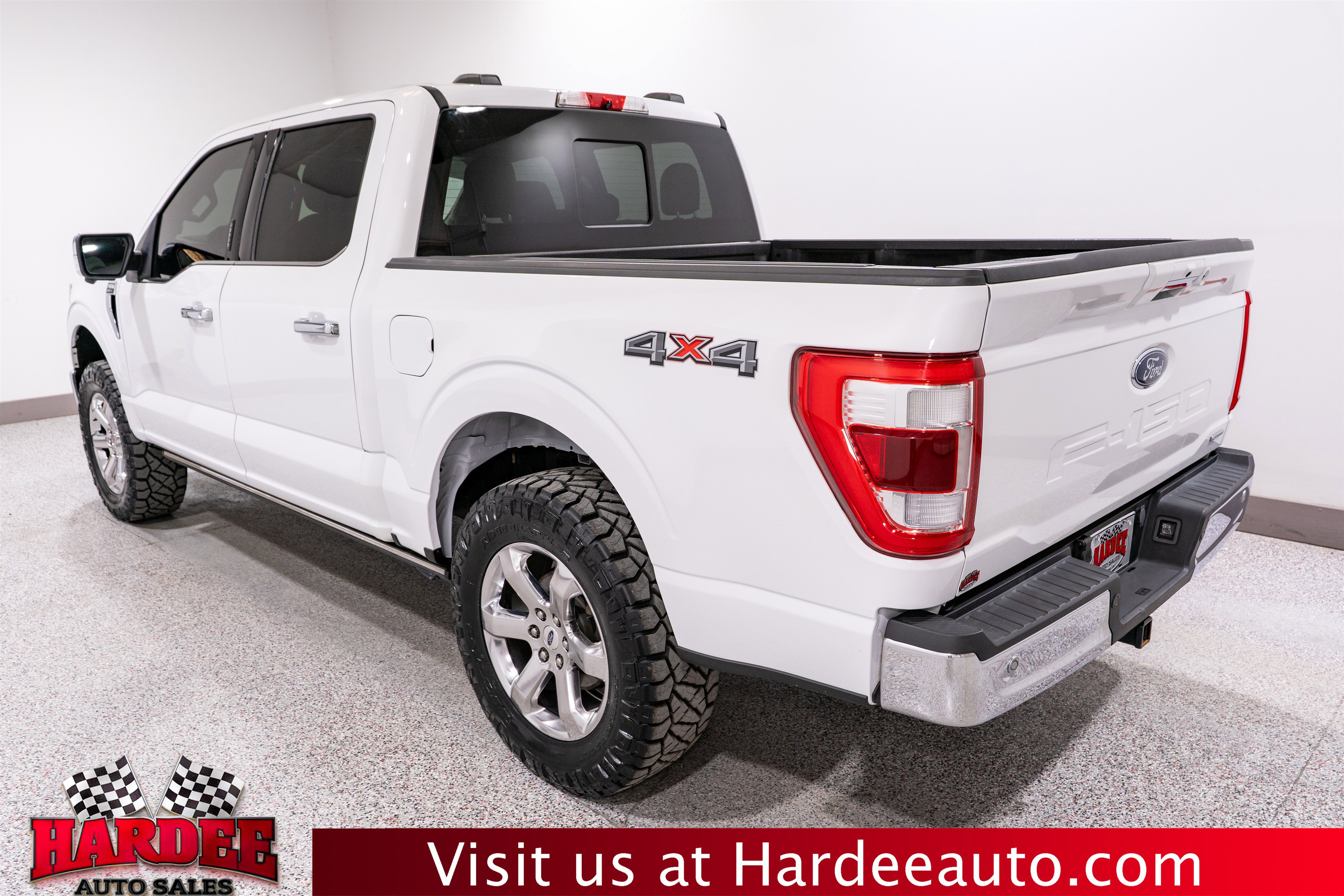 Used 2021 Ford F150 Lariat w/ Equipment Group 502A High AWD/4WD image 3