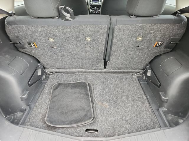 Used 2015 Nissan Versa Note SV FWD image 32
