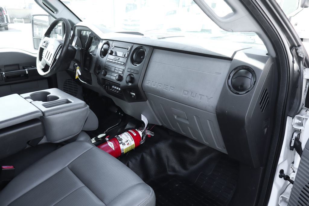 Used 2016 Ford F550 XL image 39