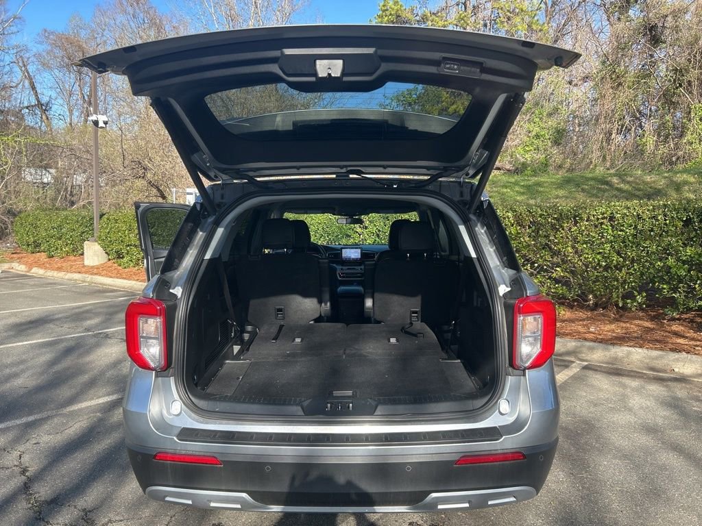 Used 2023 Ford Explorer XLT w/ Equipment Group 202A image 26