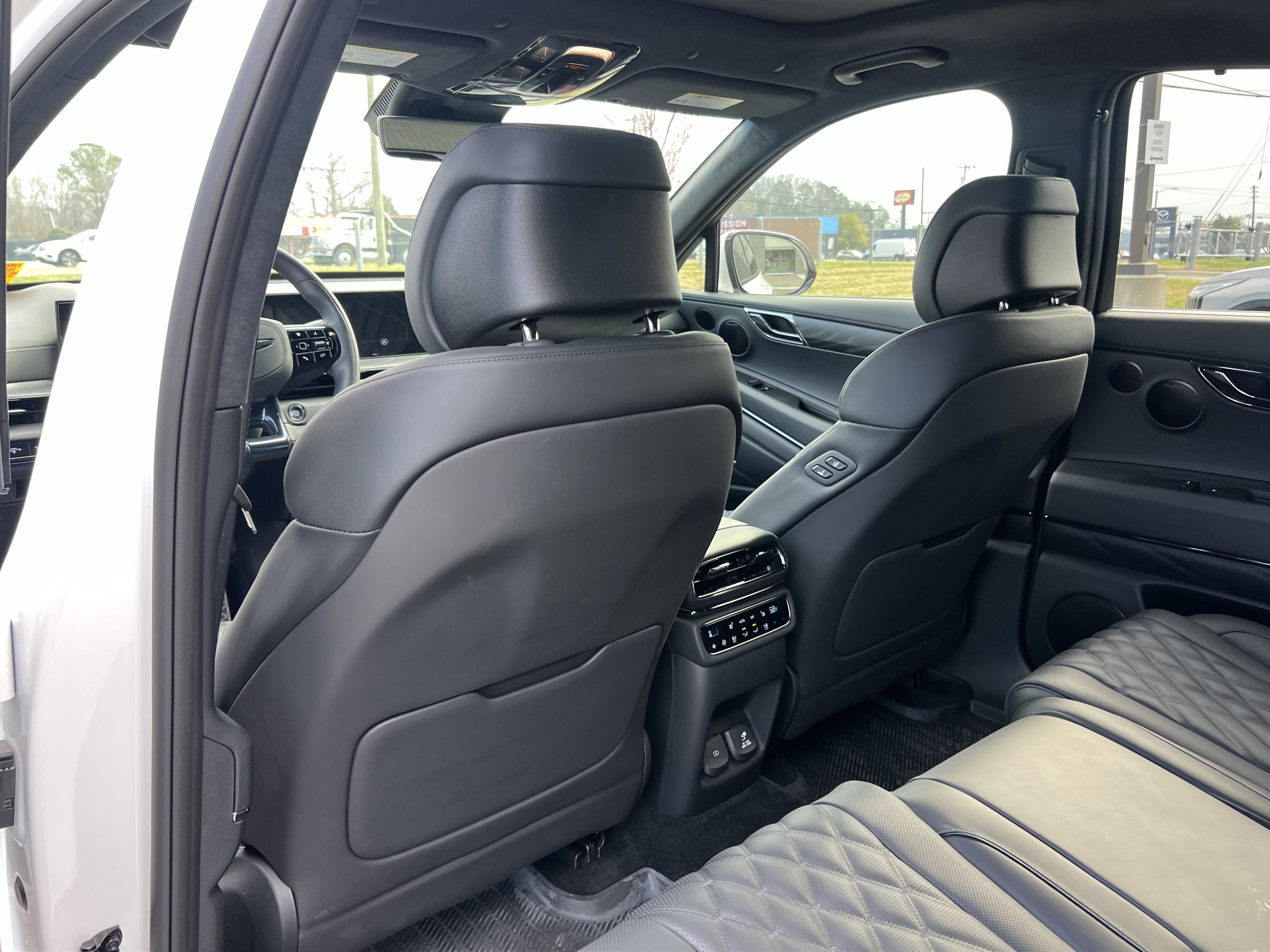 Used 2026 Genesis GV80 3.5T e-SC image 34