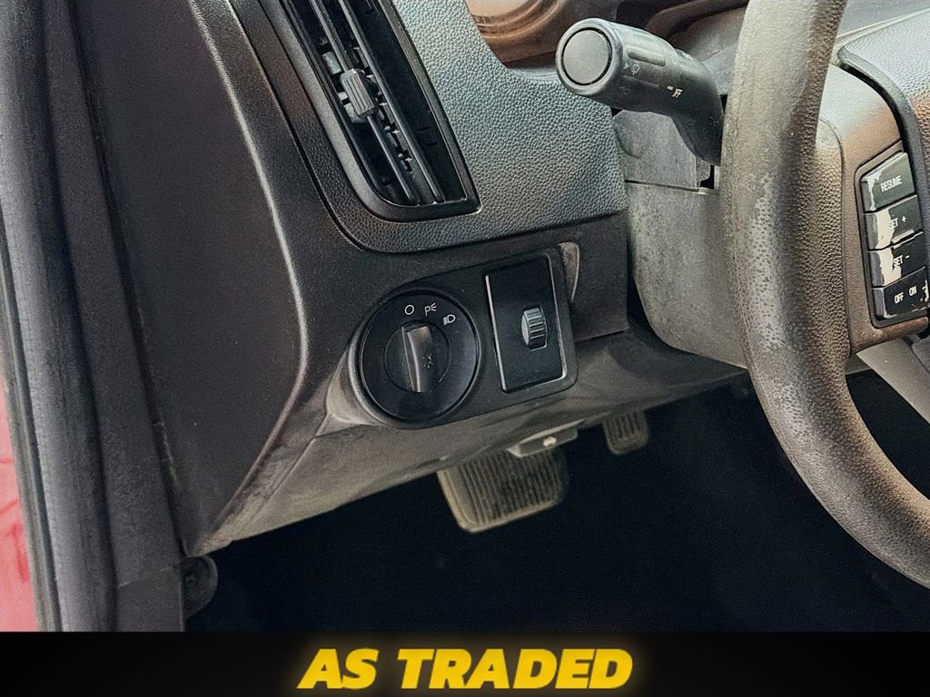 Used 2011 Ford Focus SE image 10