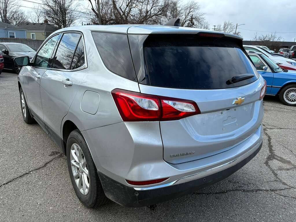 Used 2020 Chevrolet Equinox LT w/ LPO, Floor Liner Package image 8