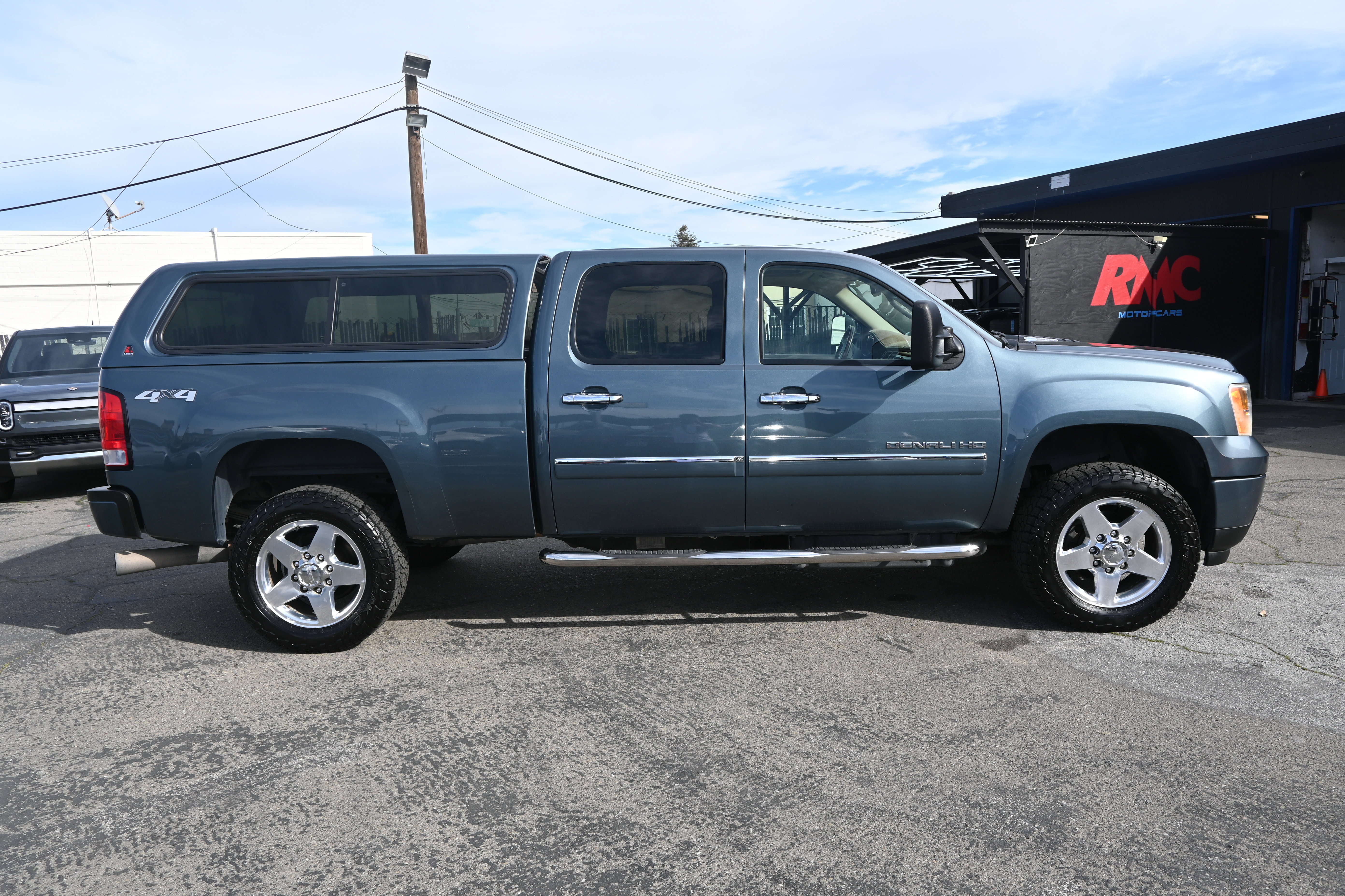 Used 2012 GMC Sierra 2500 Denali image 8