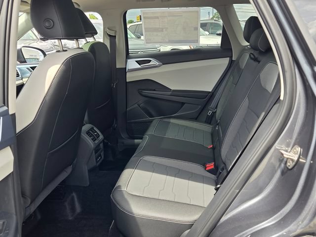 New 2026 Volkswagen Taos SE AWD/4WD image 6