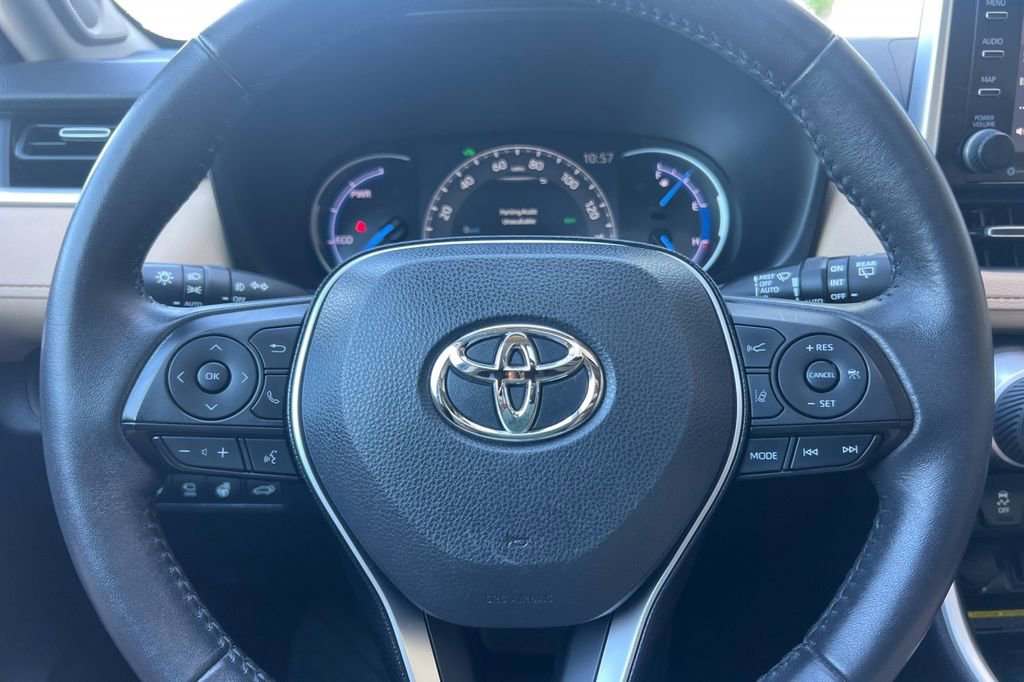 Certified 2020 Toyota RAV4 Limited image 25