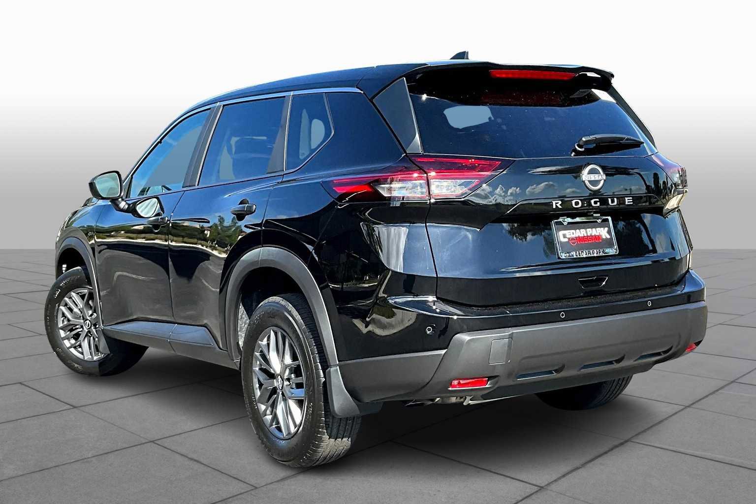 New 2026 Nissan Rogue S image 12
