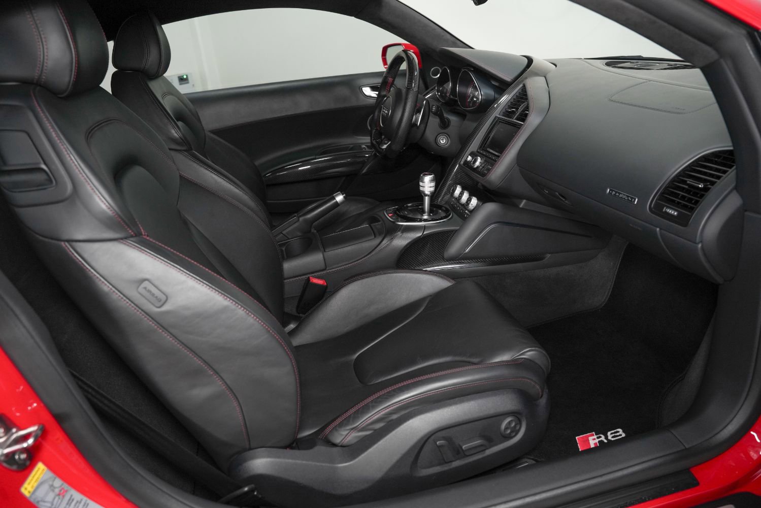 Used 2014 Audi R8 V10 AWD/4WD image 2