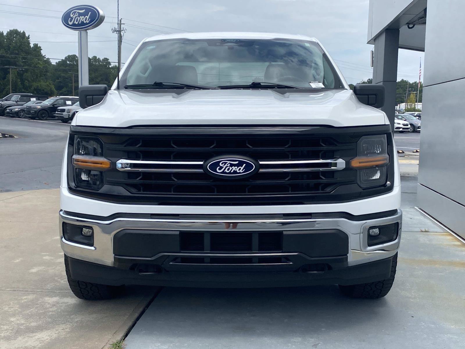 Used 2025 Ford F150 XLT w/ Equipment Group 301A Standard AWD/4WD image 11