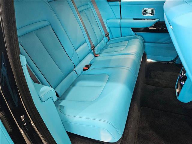 Used 2024 Rolls-Royce Cullinan image 18