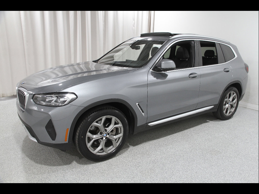 Certified 2023 BMW X3 xDrive30i w/ Premium Package image 3