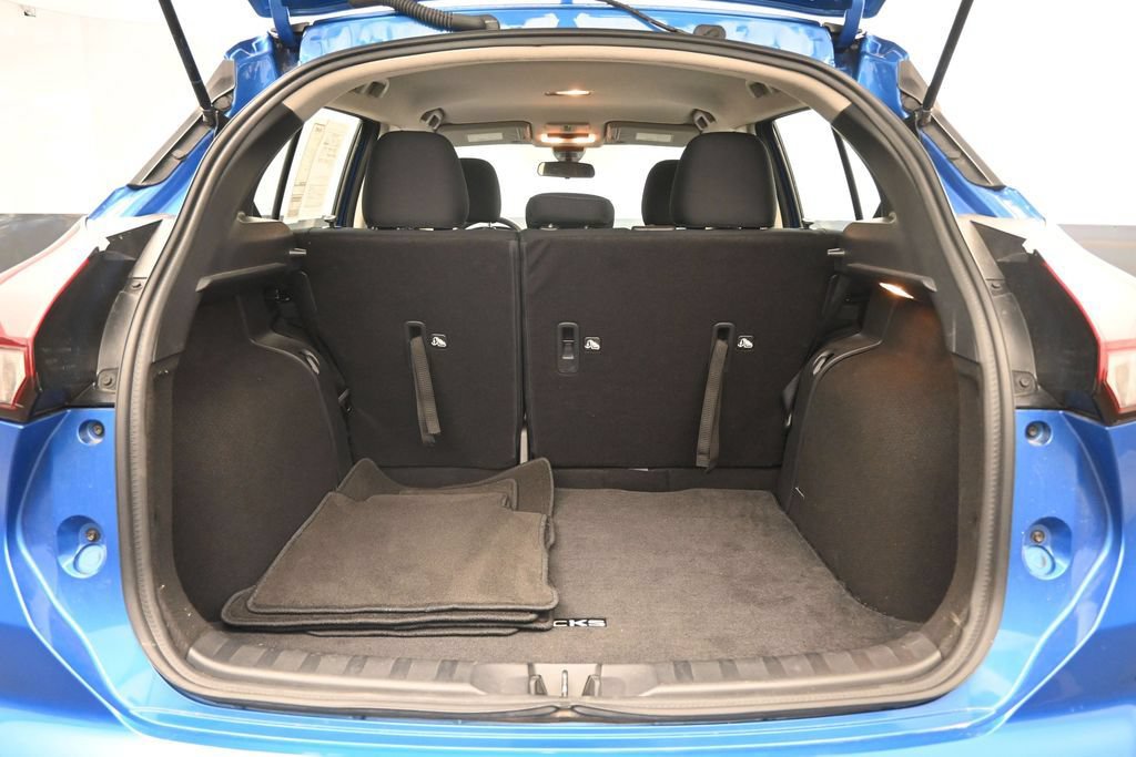 Used 2024 Nissan Kicks SV FWD image 26