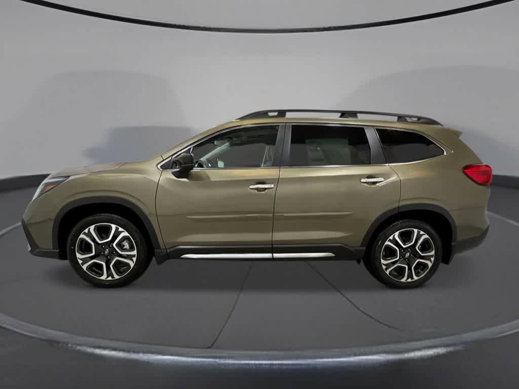 Used 2025 Subaru Ascent Touring AWD/4WD image 2