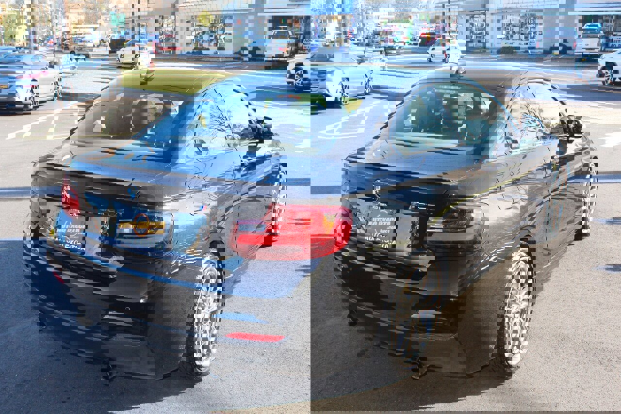 Used 2016 BMW M235i xDrive M235i xDrive image 3