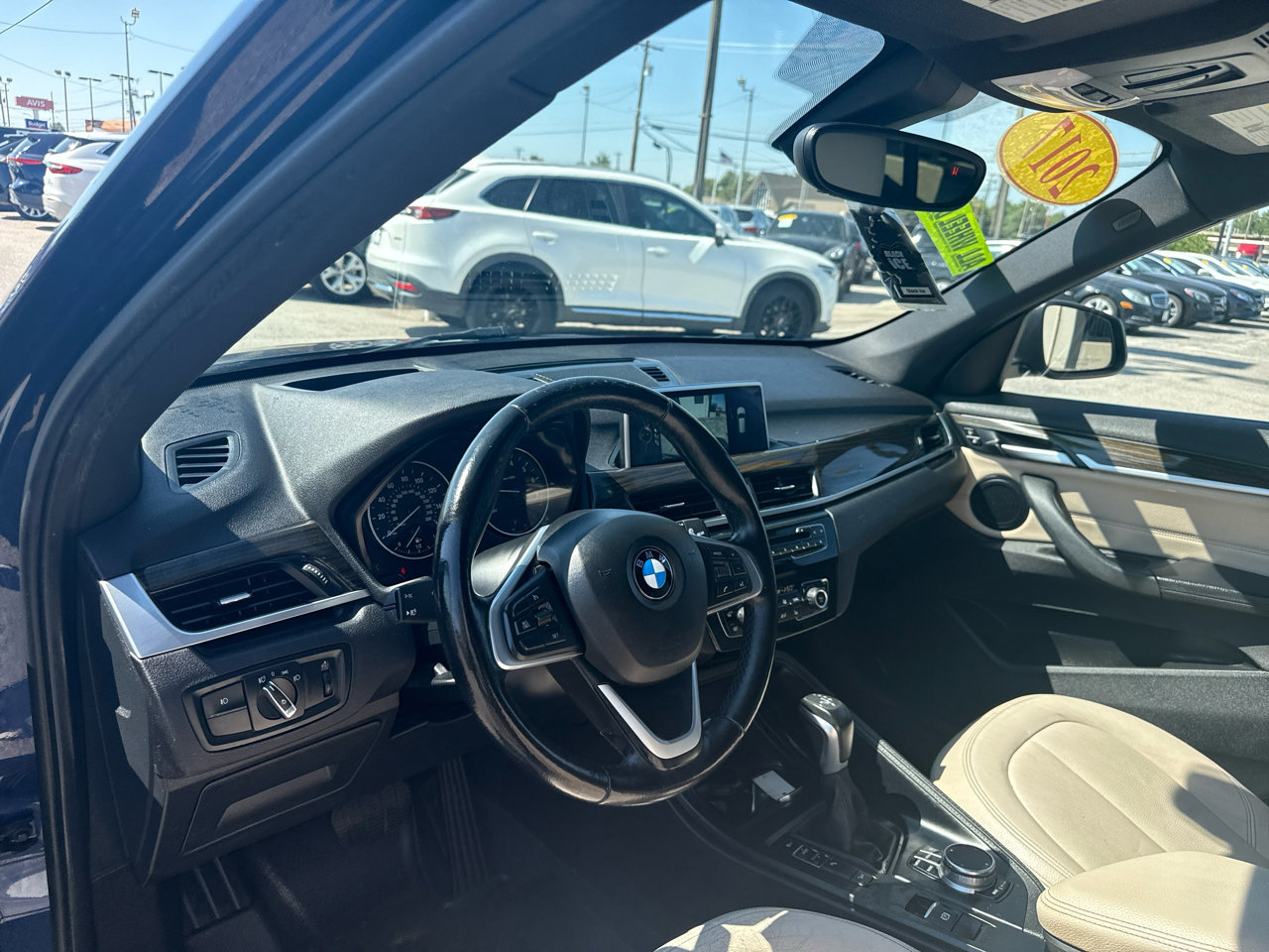 Used 2017 BMW X1 xDrive28i image 10