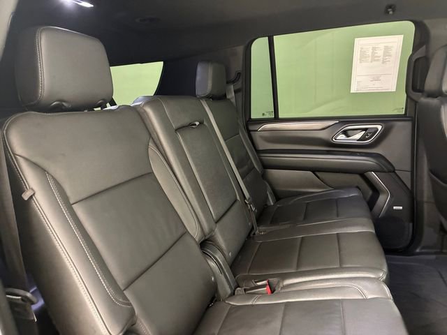 Used 2022 Chevrolet Suburban Z71 AWD/4WD image 16