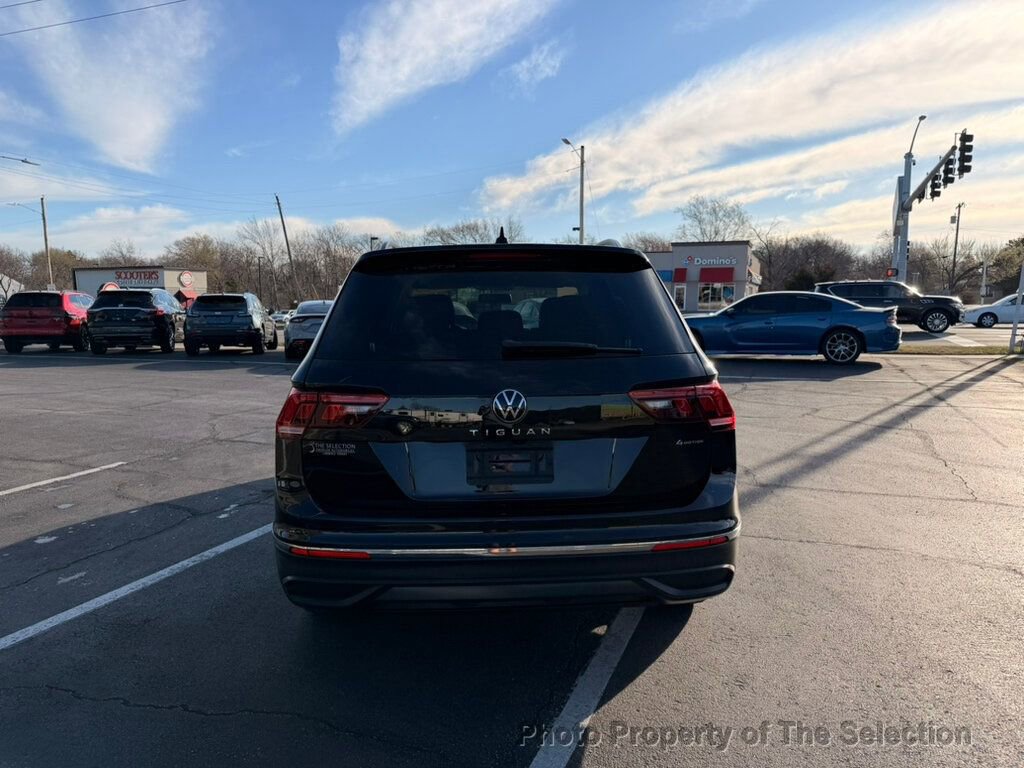 Used 2022 Volkswagen Tiguan S image 12