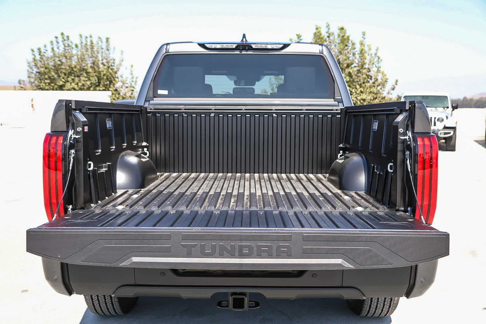 New 2026 Toyota Tundra Limited AWD/4WD image 12