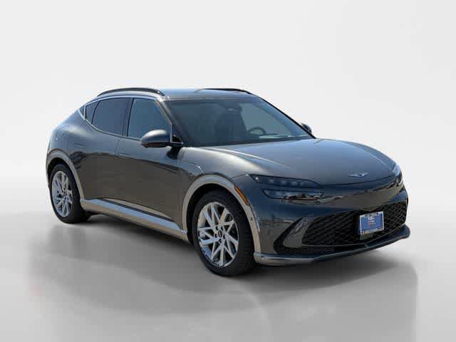 Used 2023 Genesis GV60 Advanced AWD/4WD image 7