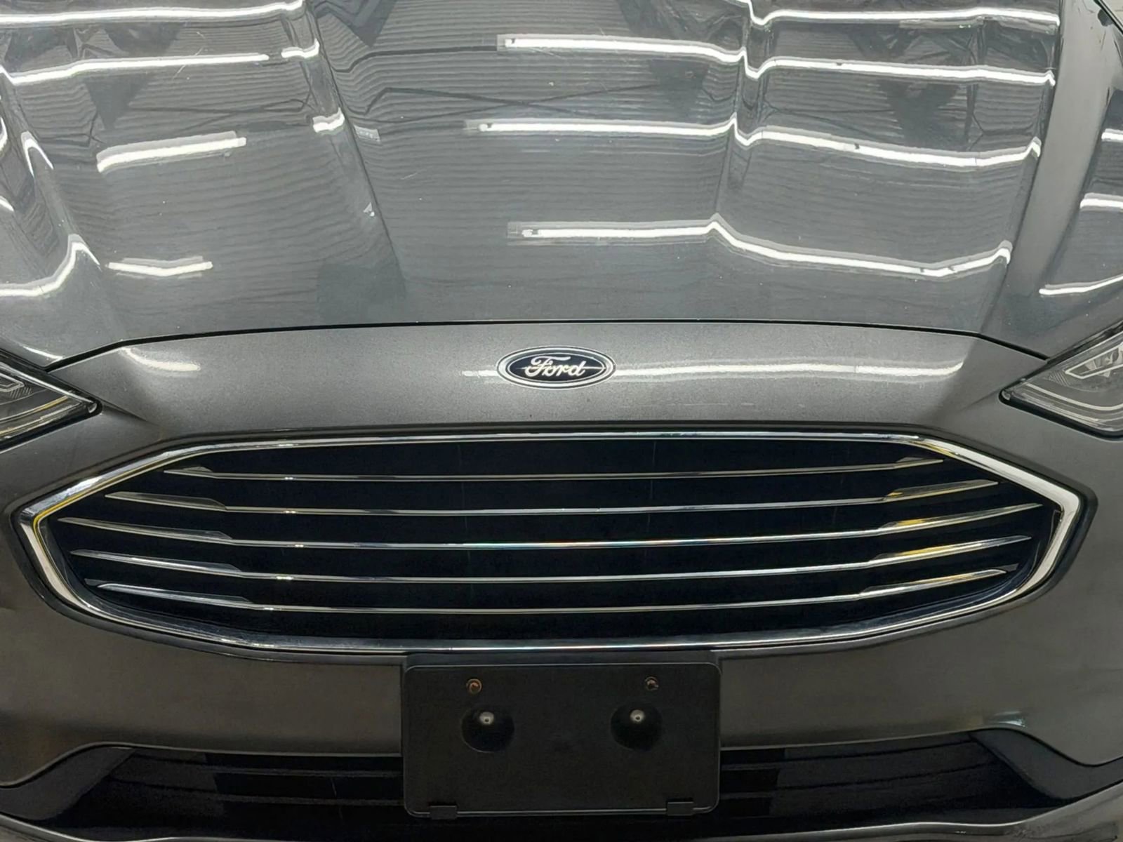 Used 2019 Ford Fusion SE FWD image 5