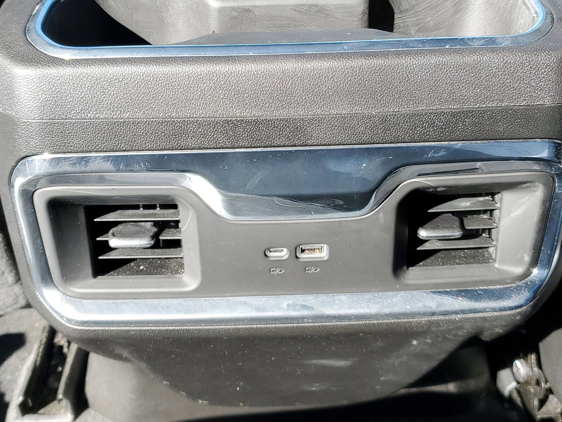 Used 2024 GMC Sierra 1500 Elevation w/ Preferred Package image 12