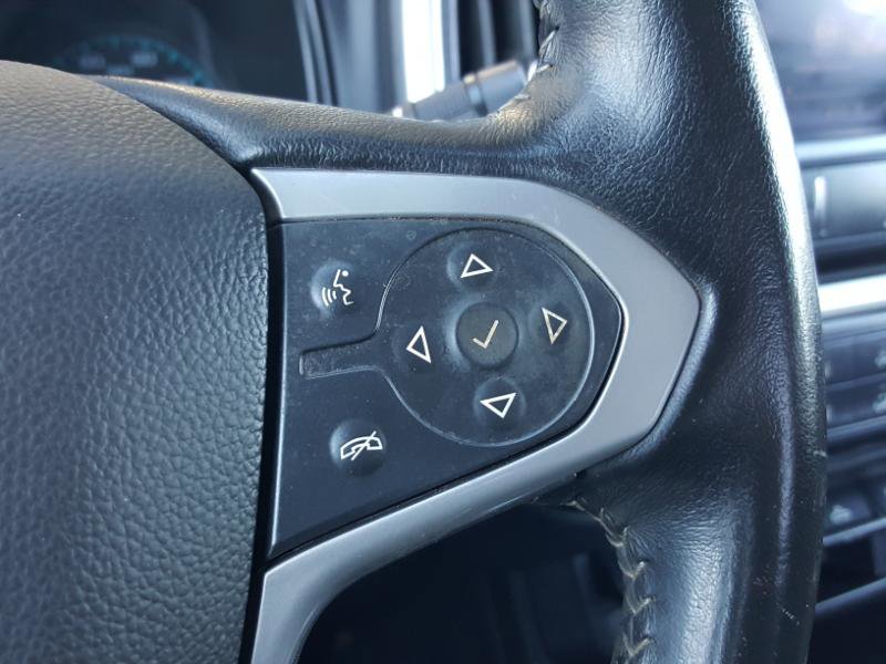 Used 2022 Chevrolet Colorado LT w/ Fleet Safety Package image 16