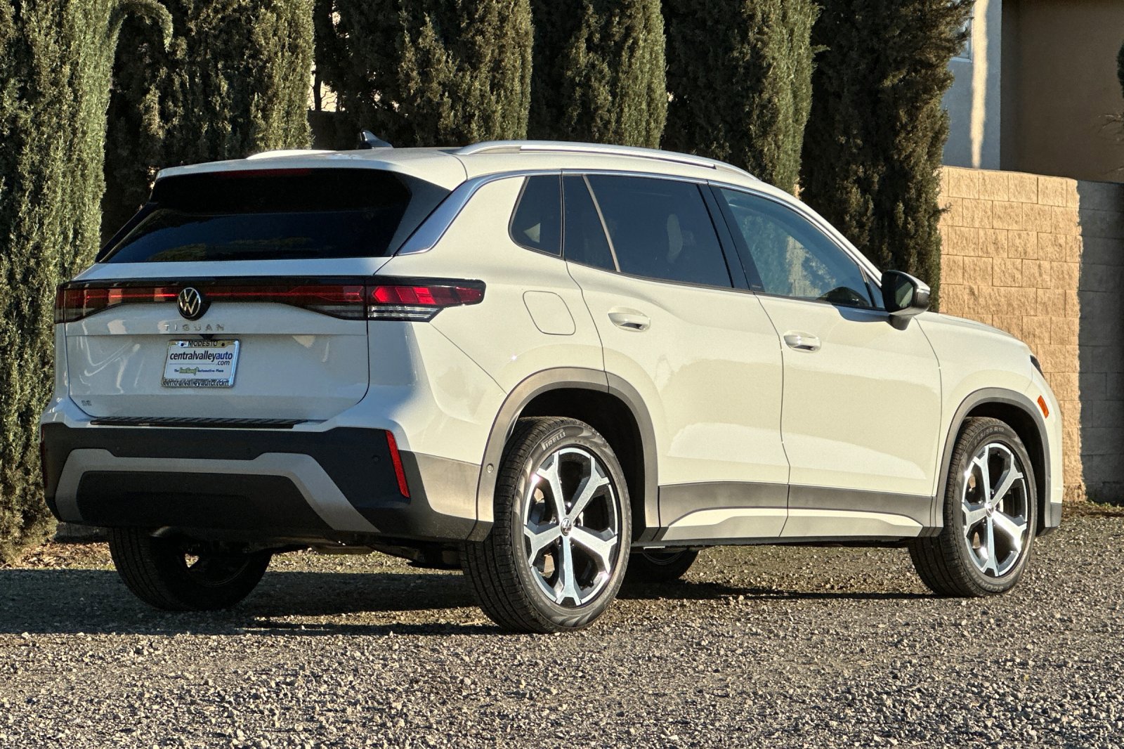 New 2026 Volkswagen Tiguan SE image 4