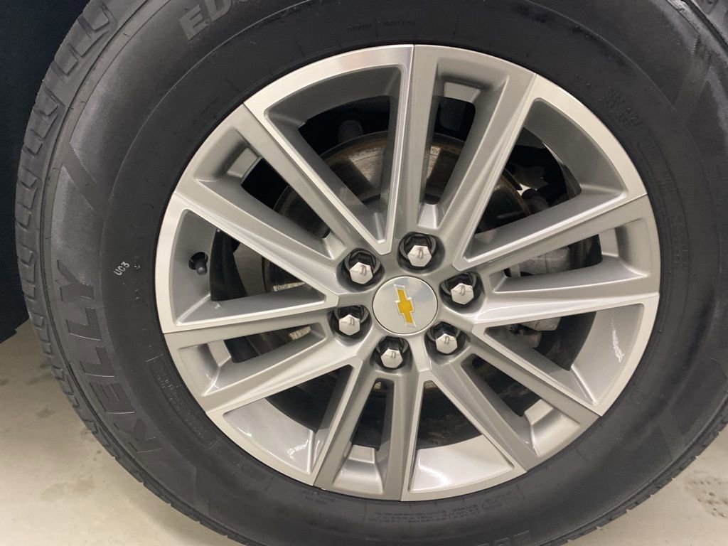 Used 2023 Chevrolet Traverse LT image 26