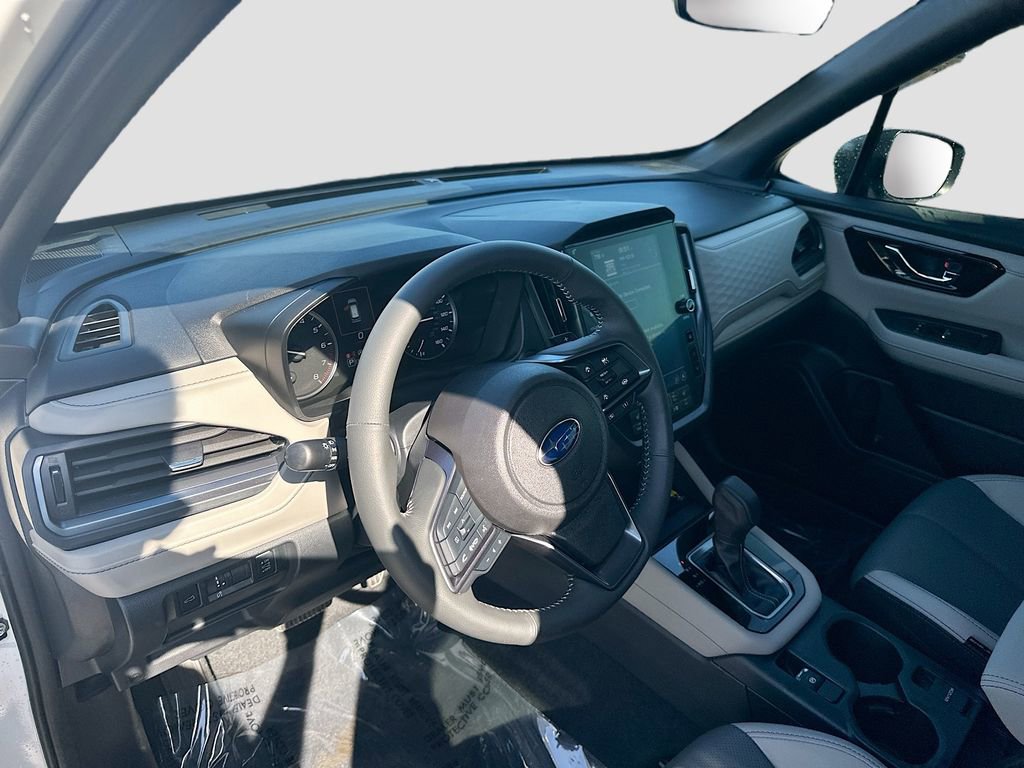 Used 2025 Subaru Forester Limited AWD/4WD image 9