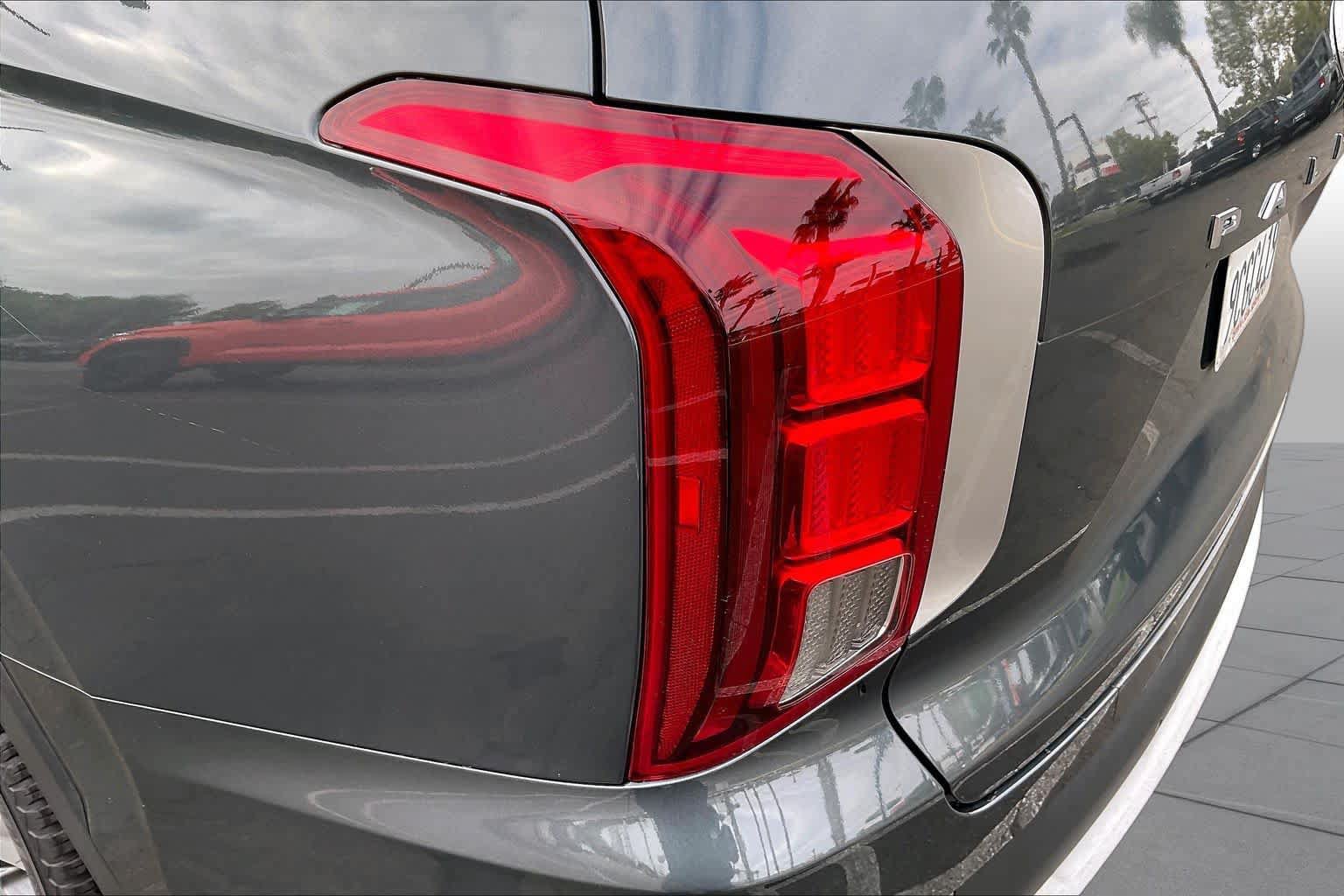 Used 2022 Hyundai Palisade SEL w/ Premium Package FWD image 27