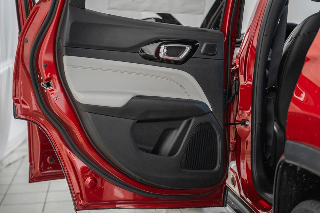 New 2026 Jeep Compass Limited w/ Sun, Sound & Navigation Group image 39