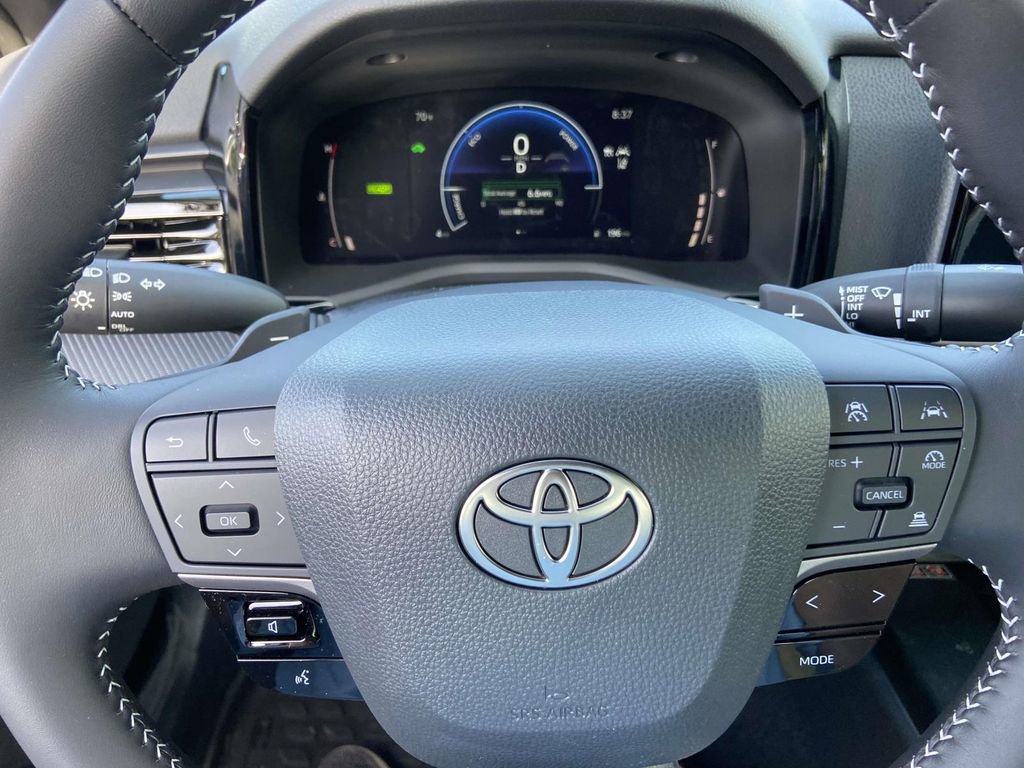 New 2026 Toyota Camry SE image 28